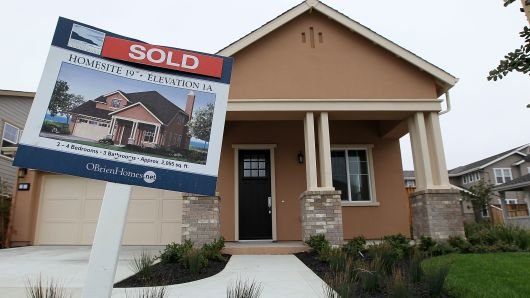 Student loan debt is keeping young people from buying homes, Fed study finds